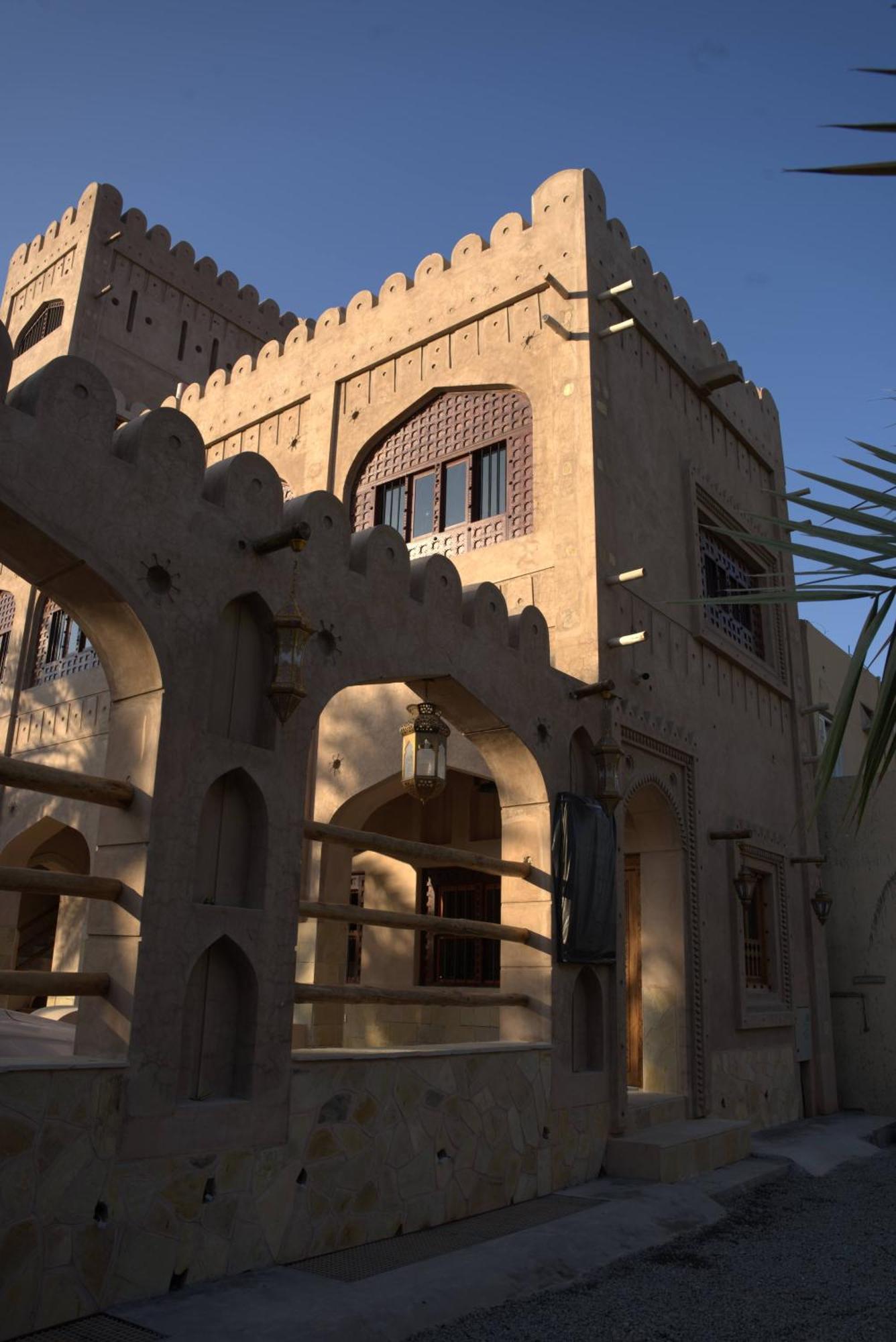 Aldar Inn Nizwa Bagian luar foto