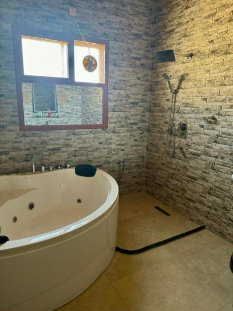 Aldar Inn Nizwa Bagian luar foto
